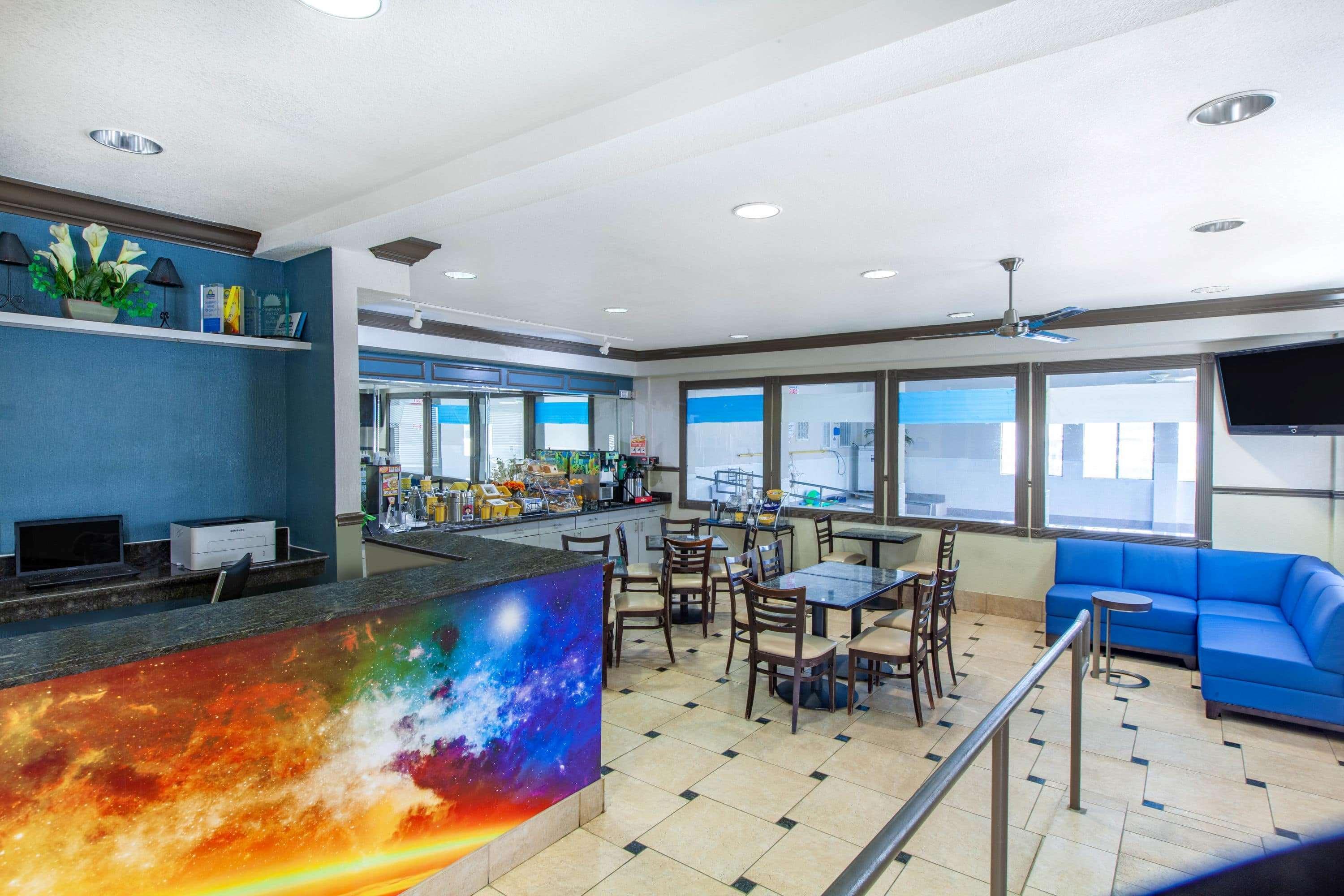 Days Inn & Suites By Wyndham Webster Nasa-Clearlake-Houston Exterior foto